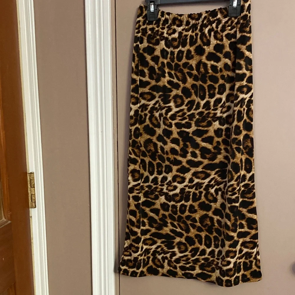 Women’s Zadie B’s Brand Leopard Print Skirt Size Small - Picture 1 of 6